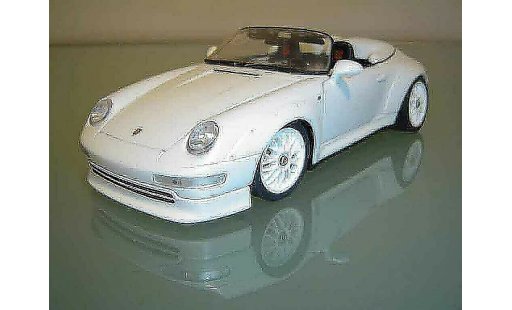 Porsche 911 GT2 1/18 Ut Models speedster modelauto