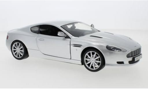 Modelauto Aston Martin DB9 coupe grijs 1/18 Motormax