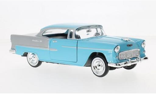 Modelauto Chevrolet Bel Air Coupe blauw/grijs 1955 1/24 Motormax