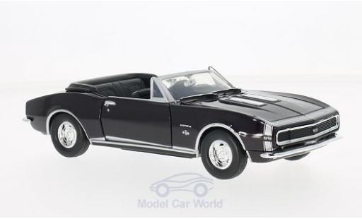 Modelauto Chevrolet Camaro SS Cabriolet paars 1967 zonder Vitrine 1/24 Motormax