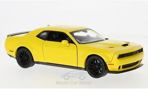 Modelauto Dodge Challenger SRT Hellcat Wide-Body geel 2018 1/24 Motormax