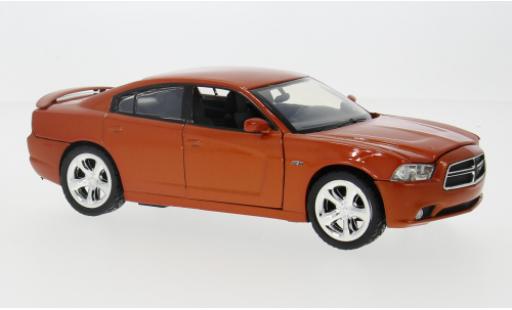 Modelauto Dodge Charger R/T oranje 2011 1/24 Motormax