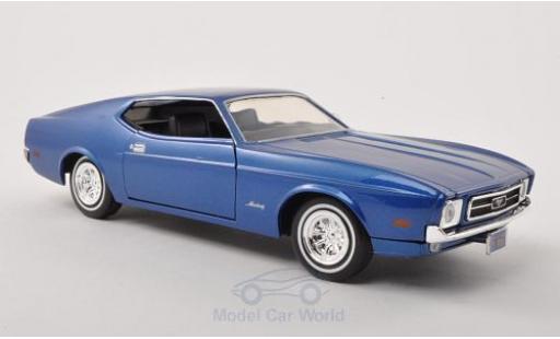 Modelauto Ford Mustang Fastback Sportsroof metallic blauw 1/24 Motormax