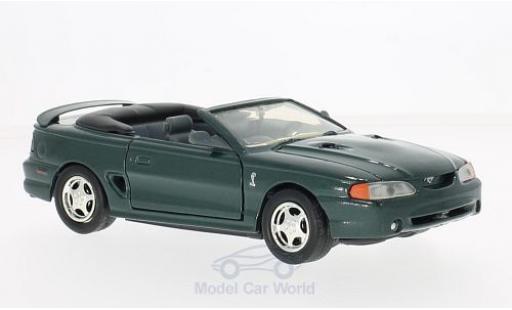Modelauto Ford Mustang SVT Cobra Cabriolet metallic groen 1998 1/24 Motormax