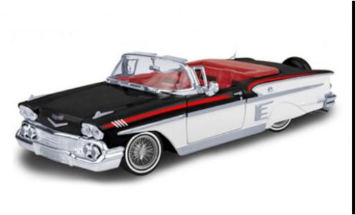 Modelauto Chevrolet Impala SS zwart/wit 1958 1/24 Motormax