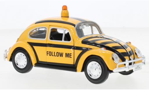 Modelauto Volkswagen Beetle Base (K&Atilde;&curren;fer) Follow Me 1966 1/24 Motormax