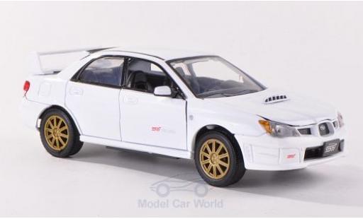 Modelauto Subaru Impreza STI WRX wit 1/24 Motormax