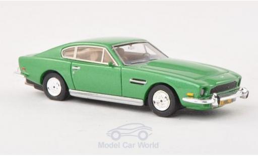 Modelauto Aston Martin V8 saloon metallic groen 1980 1/87 Neo