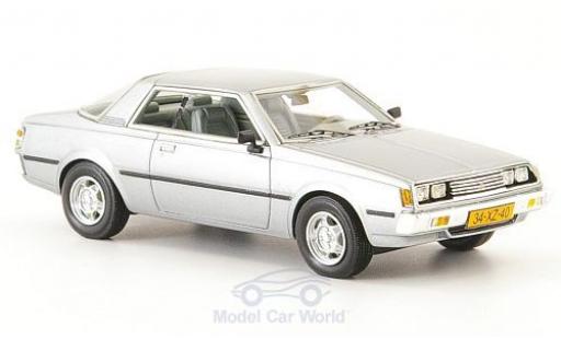 Modelauto Mitsubishi Sapporo Base MK1 grijs 1982 1/43 Neo