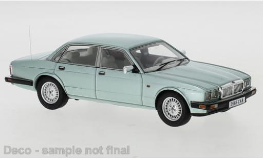 Modelauto Jaguar XJ XJ40 40 Sovereign metallic la chaux 1990 1/43 Neo