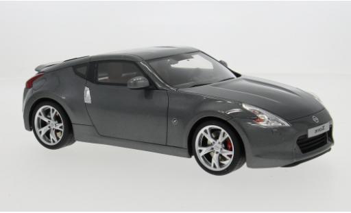 Modelauto Nissan 370Z Base grijs 1/18 Ottomobile