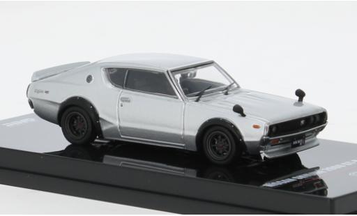 Modelauto Nissan Skyline 2000 G grijs 1/64 INNO64