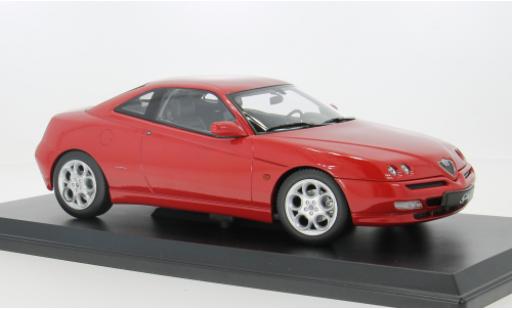 Modelauto Alfa Romeo GTV coupe V rood 1999 1/18 Norev