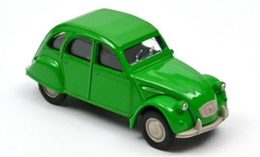 Modelauto Citroen 2CV Berline 6 Special groen 1979 1/64 Norev