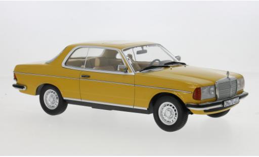 Modelauto Mercedes 280 Coupe CE geel 1980 1/18 Norev