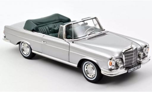 Modelauto Mercedes 280 Cabriolet SE grijs 1969 SoftTop liegt bei 1/18 Norev