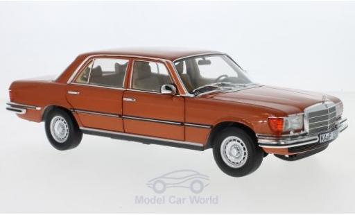 Modelauto Mercedes 450 Base 6.9 (V116) metallic oranje 1976 1/18 Norev