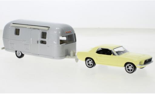 Modelauto Ford Mustang Hardtop geel 1968 1/43 Norev