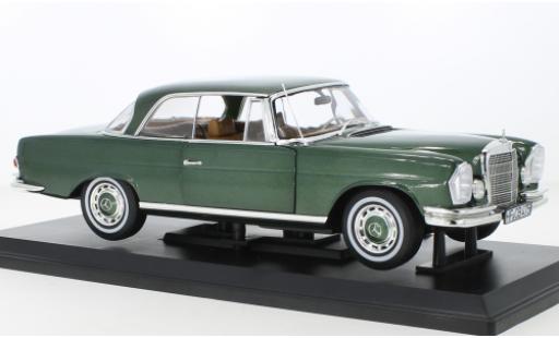 Modelauto Mercedes 250 Coupe SE (W111) metallic groen 1969 1/18 Norev