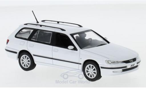 Modelauto Peugeot 406 Break Stationwagen wit 2003 1/43 Norev