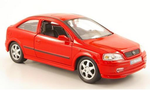 Modelauto Opel Astra Base rood 1/24 Welly