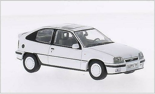 Opel Kadett E GSi 1/43 Vanguards 16V wit modelauto