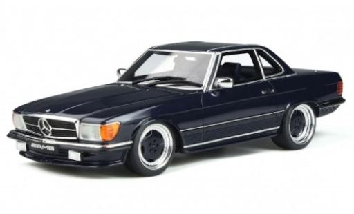 Modelauto Mercedes 560 Base AMG (R107) blauw 1979 1/18 Ottomobile