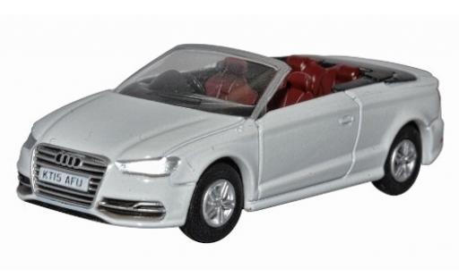Modelauto Audi S3 cabriolet stronic wit RHD 1/76 Oxford
