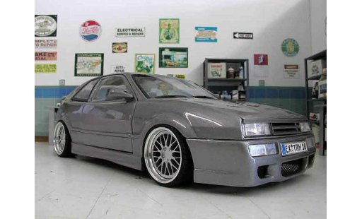 Volkswagen Corrado VR6 1/18 Revell kit carrosserie rieger modelauto
