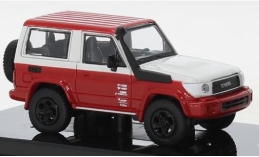 Modelauto Toyota Land Cruiser 70 71 SWB rood/wit 2014 1/64 Para64
