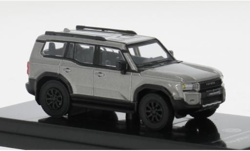 Modelauto Toyota Land Cruiser 250 grijs 2024 1/64 Para64