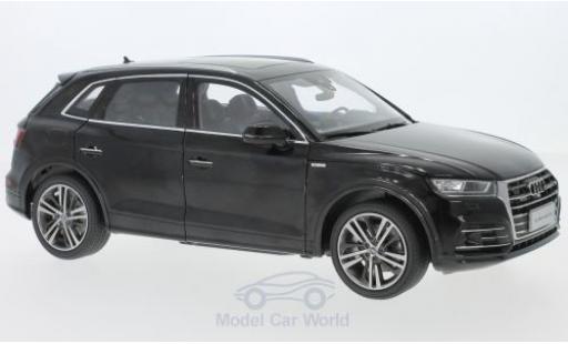 Modelauto Audi Q5 q5l L zwart 2018 1/18 Paudi