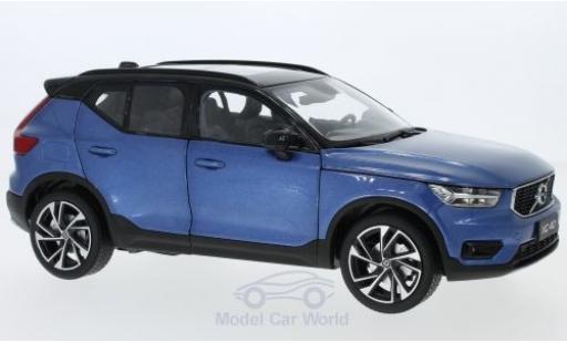 Modelauto Volvo XC40 Base 40 metallic blauw 2018 1/18 Paudi