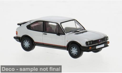 Modelauto Alfa Romeo Alfasud berlina grijs 1980 1/87 PCX87