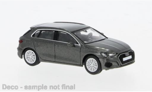 Modelauto Audi A3 sportback (8Y) metallic grijs 2022 1/87 PCX87