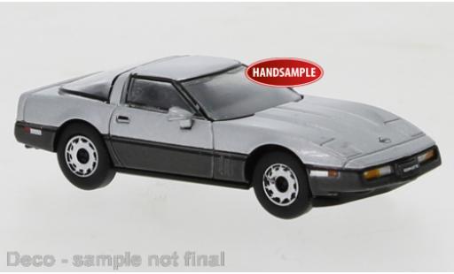 Modelauto Chevrolet Corvette Coupe C4 d/metallic grijs 1984 1/87 PCX87