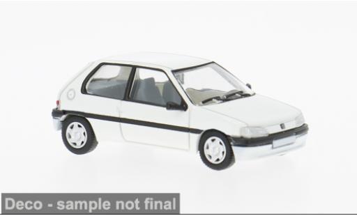 Modelauto Peugeot 106 Base wit 1991 1/87 PCX87