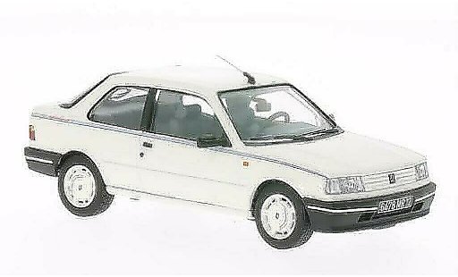 Peugeot 309 Chorus 1/43 Vanguards wit LHD modelauto