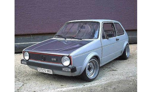 Volkswagen Golf GTI 1/18 Solido jantes toles bords larges capot poli modelauto