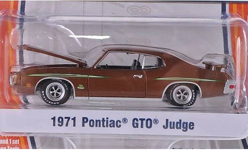 Pontiac GTO The Judge 1/64 Greenlight bruin 1971 modelauto