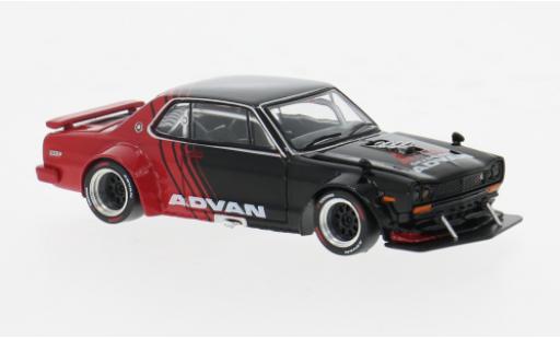 Modelauto Nissan Skyline 2000 GT-R V8 Drift (Hakosuka) Advan Livery 1/64 Pop Race