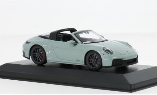 Modelauto Porsche 911 Targa 4 GTS groen 2024 1/43 Minichamps