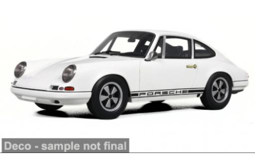 Modelauto Porsche 911 R R wit/zwart 1967 1/18 GT Spirit