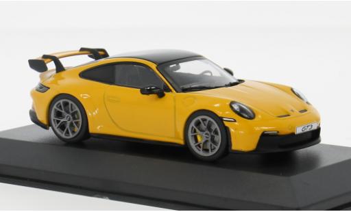 Modelauto Porsche 911 GT3 geel 1/43 Solido