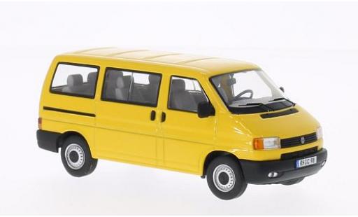 Modelauto Volkswagen T4 Base geel bus 1/43 Premium ClassiXXs