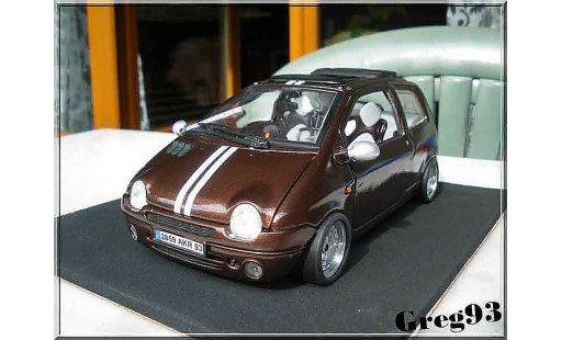 Renault Twingo Base 1/18 Anson chocolate jantes ronal modelauto
