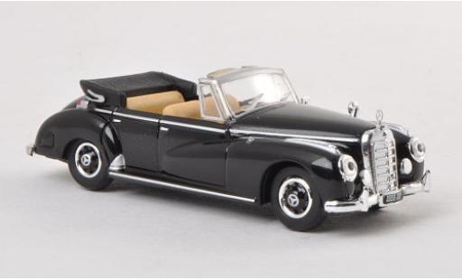 Modelauto Mercedes 300 Cabriolet c (W186) 1955 1/87 Ricko