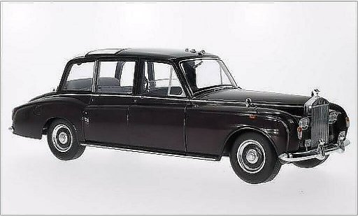 Rolls Royce Phantom Queen 1/18 CMF VI Version rood/zwart RHD modelauto