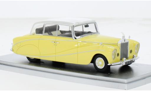 Modelauto Rolls Royce Silver Wraith Base geel 1;43 1/43 Kess