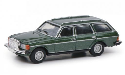 Modelauto Mercedes 280 Coupe TE (S123) metallic groen 1/87 Schuco